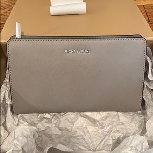 Michael Kors crossbody clutch